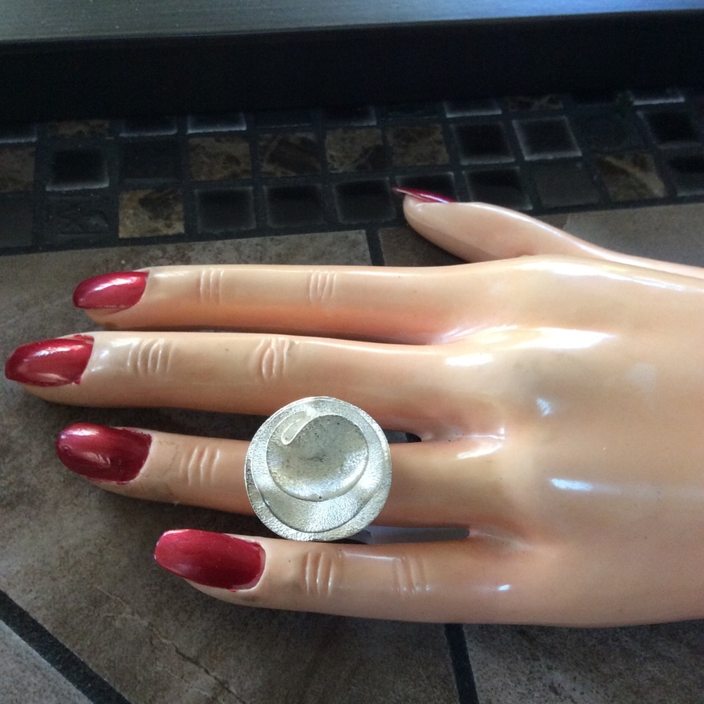 Genuine silver ring - Picture 3 of 3